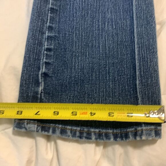 WRANGLER, premium patch, ladies size 9/10, 36 length, well loved - Picture 10 of 15